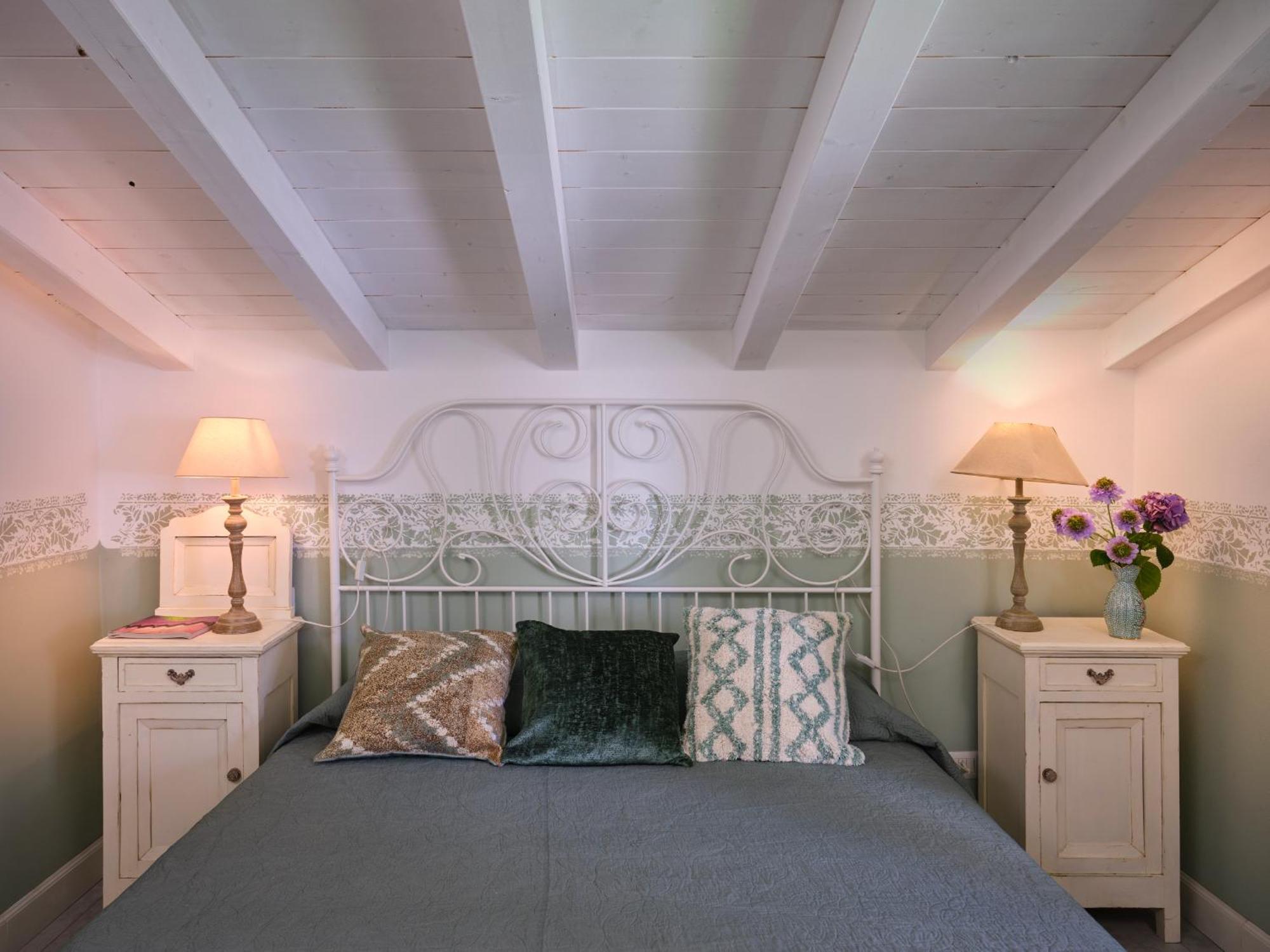 Casa Mileti Bed and Breakfast Vercurago Eksteriør billede